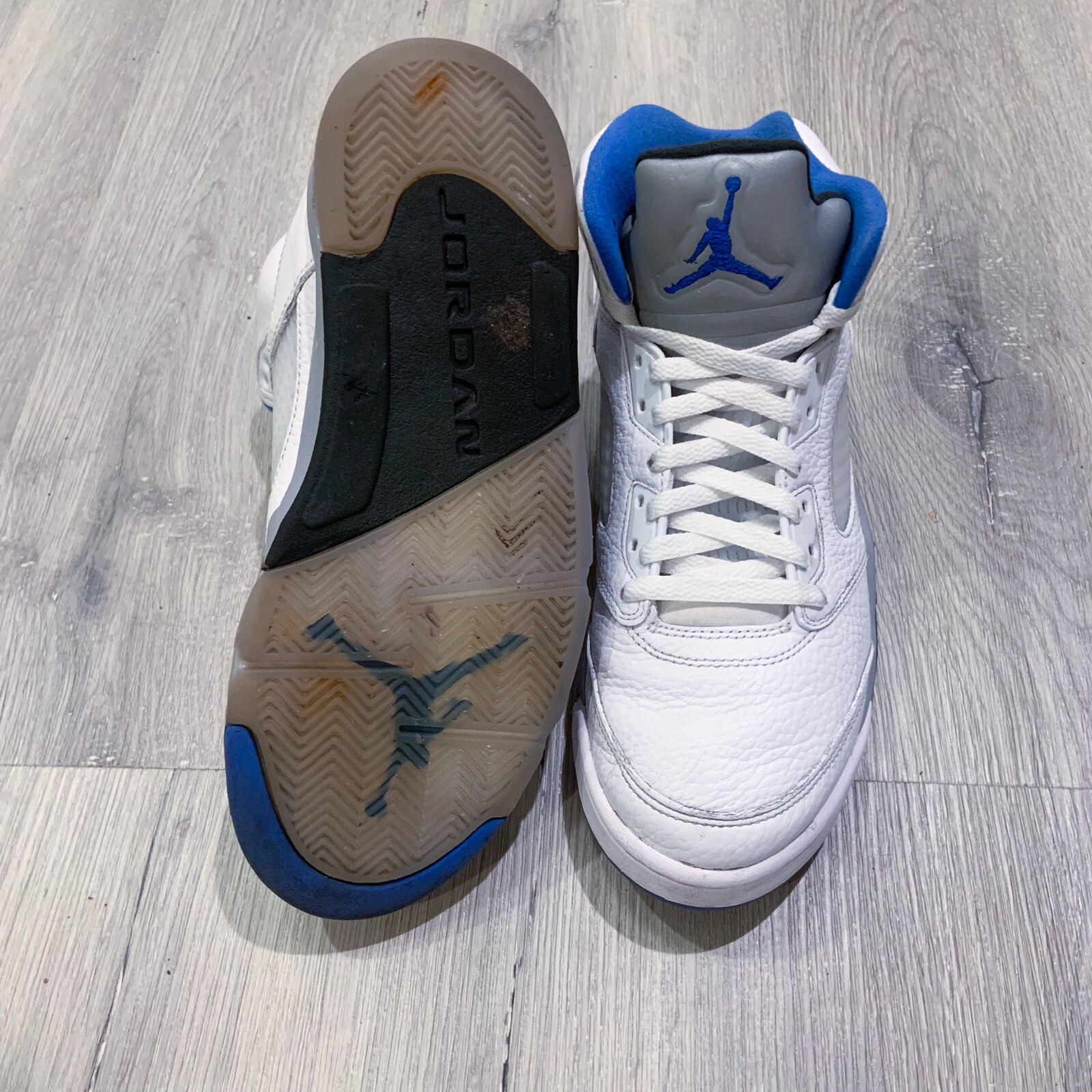 retro 5 white stealth