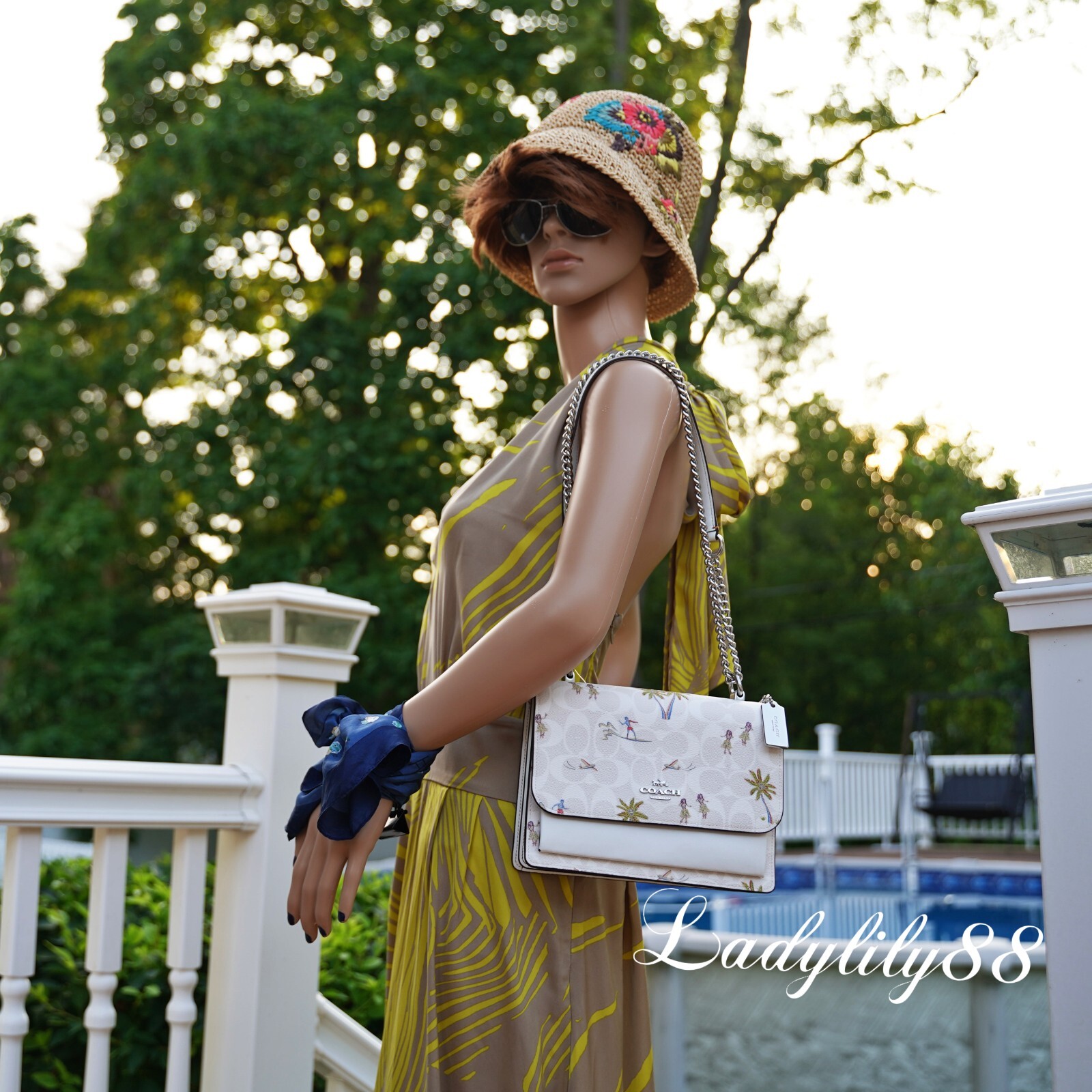 NWT Coach CJ602 Klare Crossbody In Signature Canvas With NWT Coach CJ602 Klare Crossbody In Signature Canvas With
