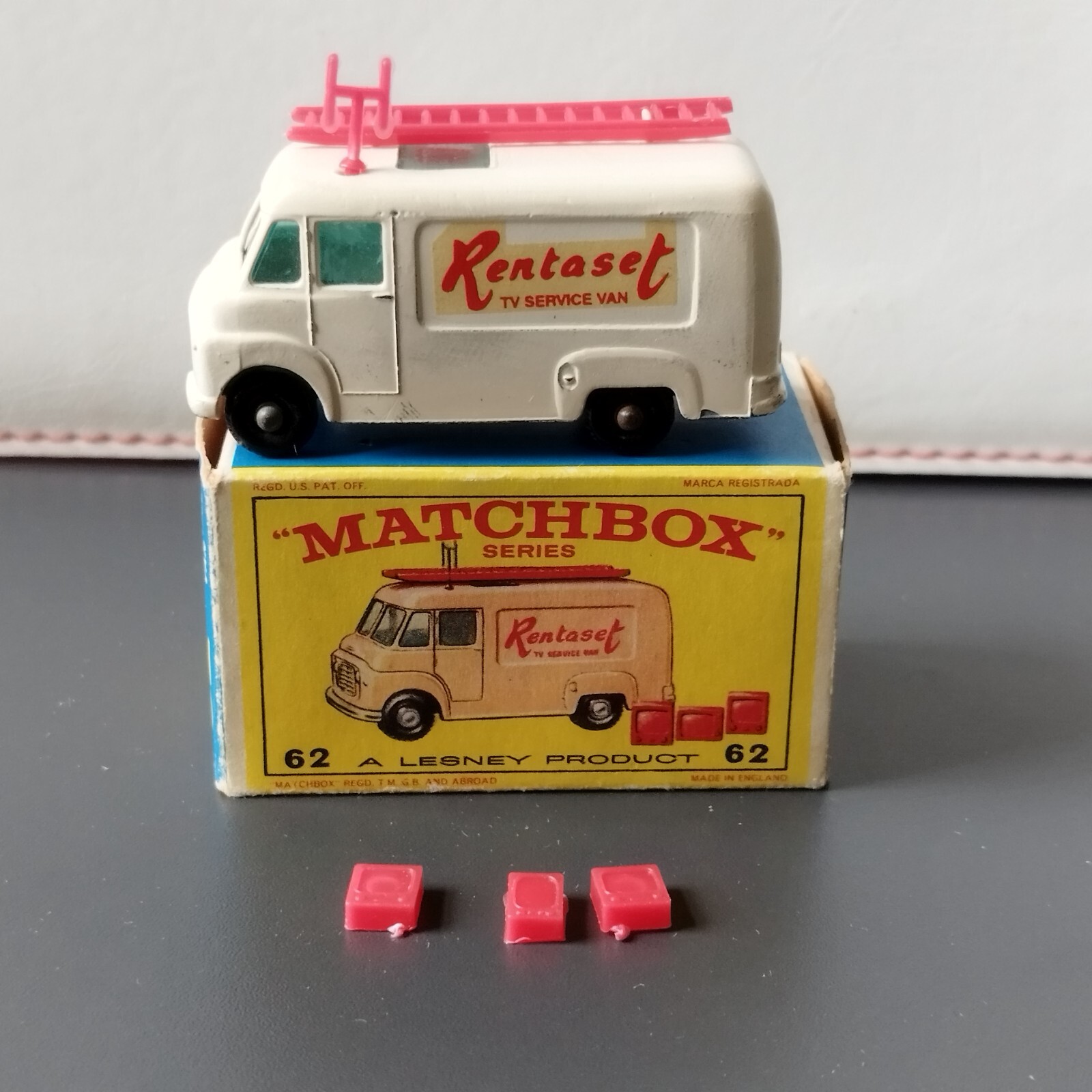 ミニカー Matchbox No 62 TV SERVICE VAN MATCHBOX 1-75 Series Regular Wheels no 62. T.V.Service Van
