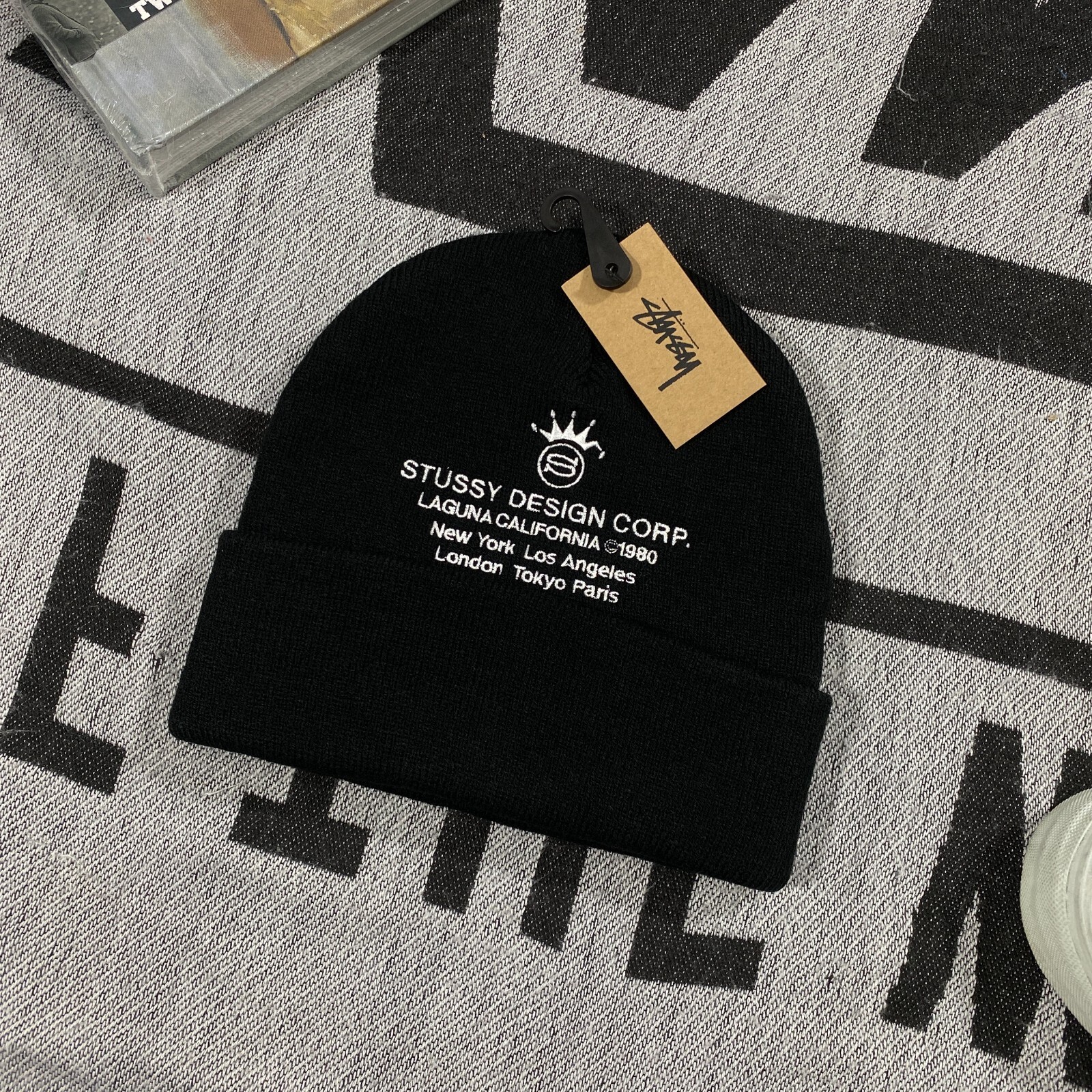 ★送料・関税込★Stussy★Stussy Varsity S Cuff Beanie★Black Stussy Cuff Varsity S Beanie Black Men's - SS25 - US