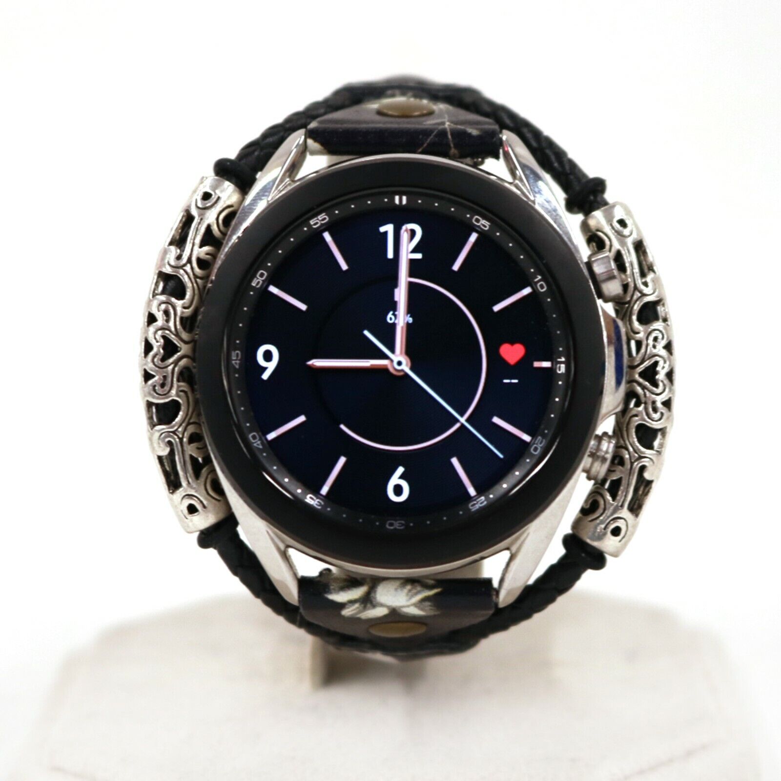 Samsung Galaxy Watch 3, 41mm, Mystic Silver, GPS, Black Floral Band Samsung Galaxy Watch 3, 41mm, Mystic Silver, GPS, Black Floral Band