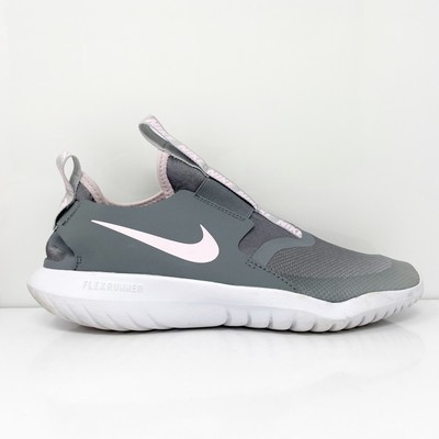 

Кроссовки для бега Nike Girls Flex Runner A74662-018 серые, размер 6,5 лет, Серый, Flex Runner