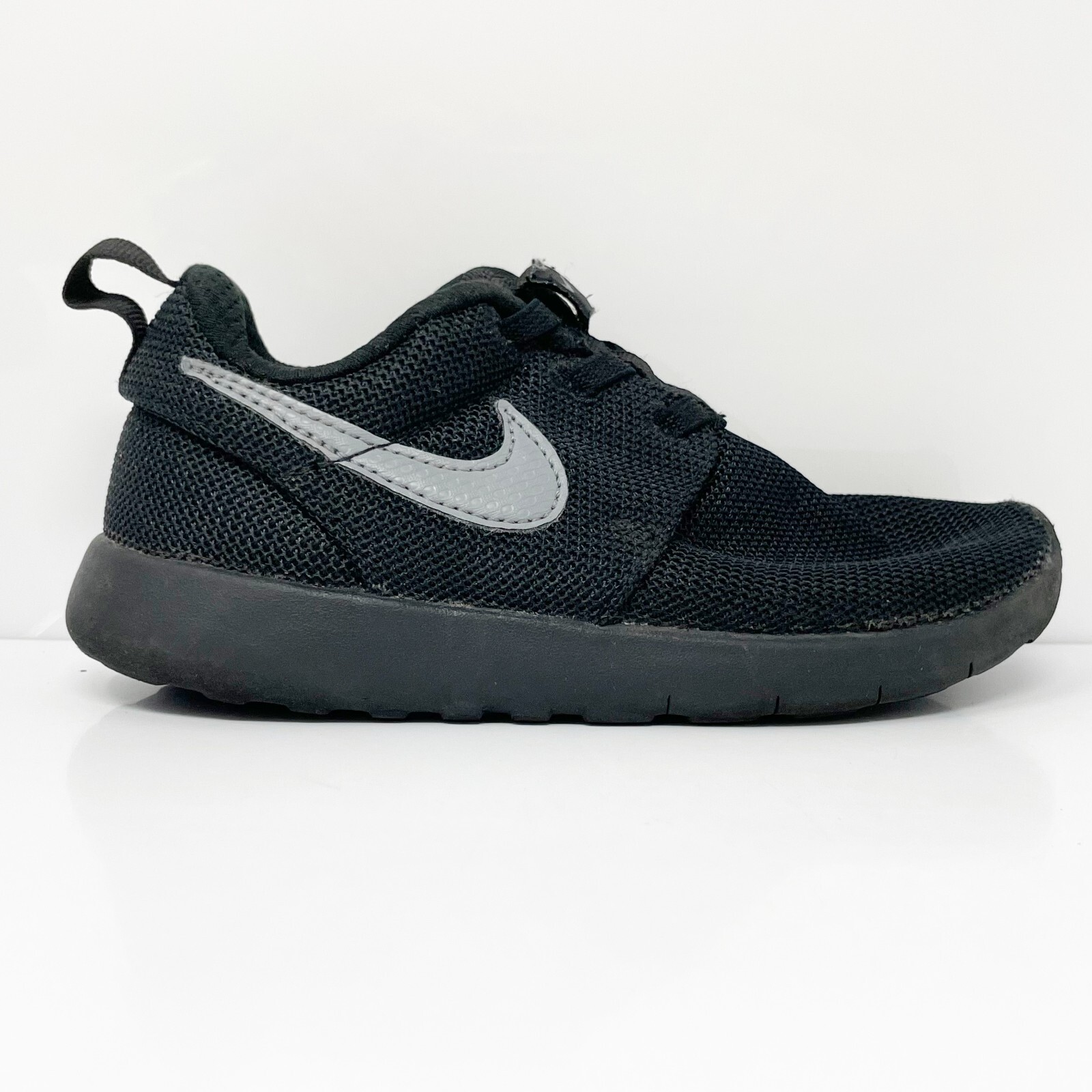 Nike Boys Roshe One 749430-020 Черные кроссовки для бега, размер 10C