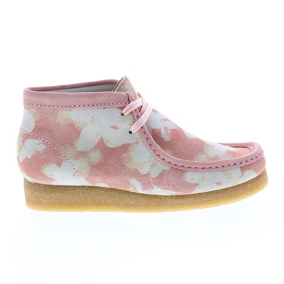 

Ботинки Clarks Wallabee 26166096 Женские розовые замшевые ботинки Chukkas на шнуровке 6.5, Розовый, Clarks Wallabee Boot