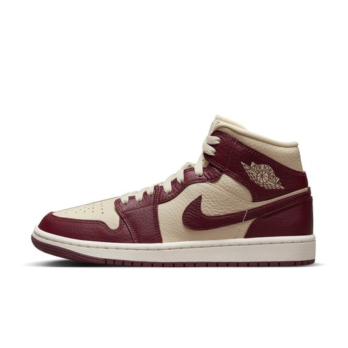 

[DR0501-200] Женские кроссовки Air Jordan RETRO 1 MID SE SPLIT BEACH CHERRYWOOD RED