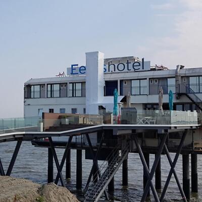 Nordsee Groningen Holland Hotel im Meer auf Stelzen Gutschein 2 Pers. 2 Nächte  