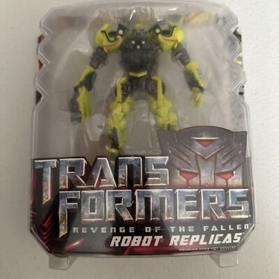 Transformers Revenge of the Fallen Robot Replicas Ratchet - NEW BUT DAMAGED BOX