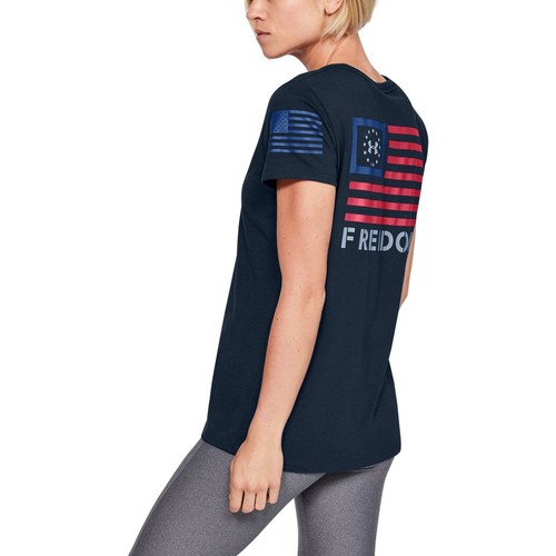 

[1352160-408] Женская футболка Under Armour Freedom Banner, Синий