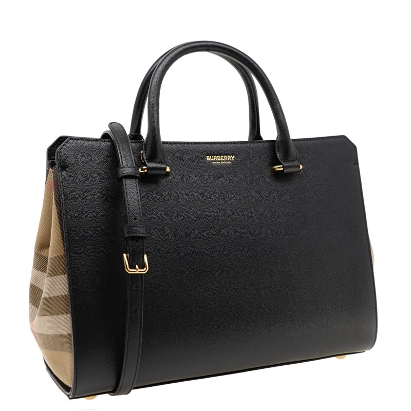 24AW new/Burberry フルグレインレザーフォンポーチ Bag Black Burberry Logo Print Nylon Crossbody Bag | 24s | REVERSIBLE