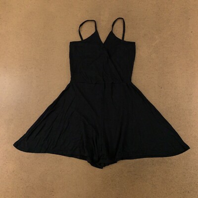 Pretty Little Thing Women's Size 0 Black Basic Strappy Romper New