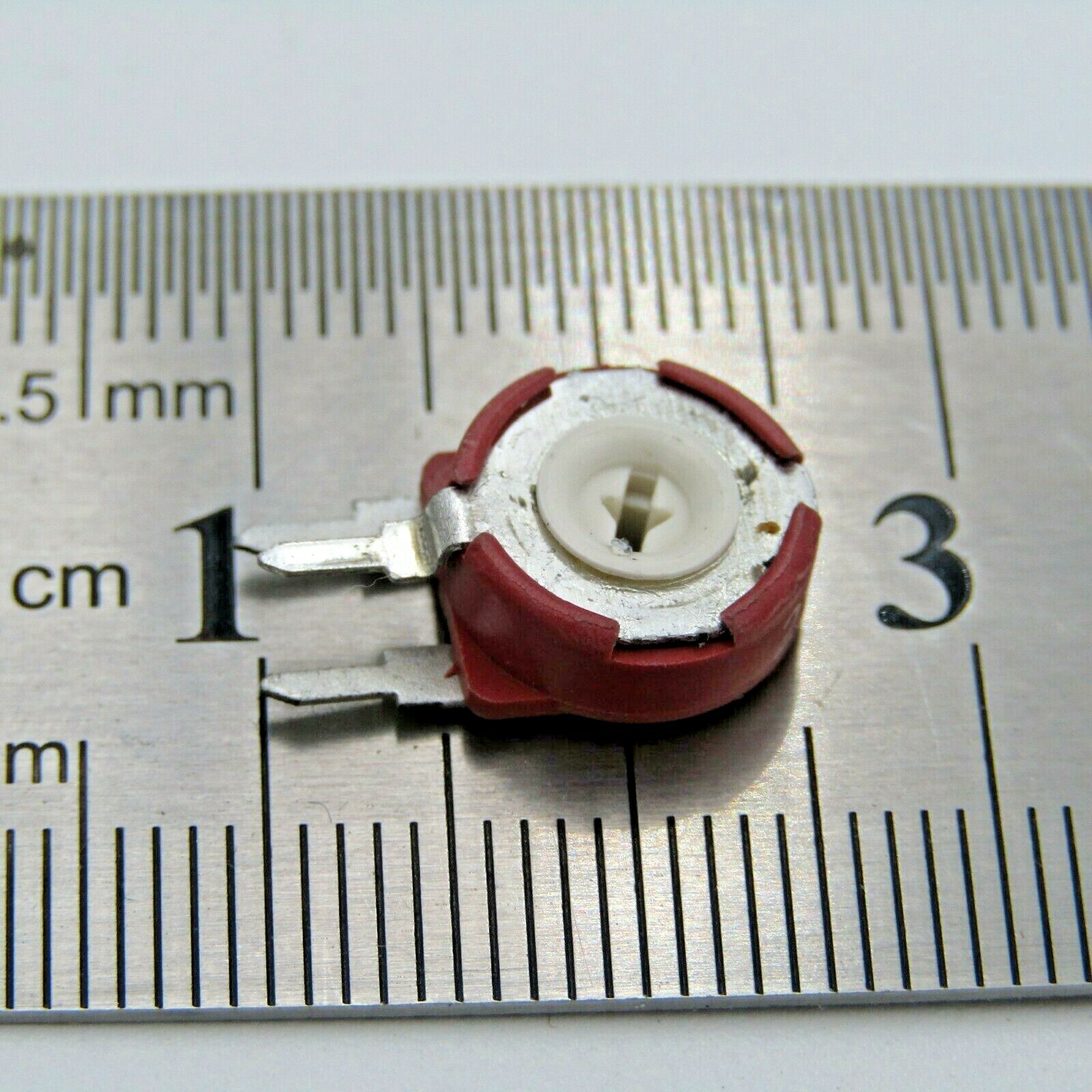 ( 20 PCS ) Piher Trim Pot 2K Ohm Through Hole