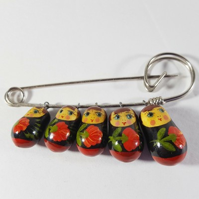 Vintage Miniature Russian Nesting Dolls Matryoshka Brooch Pin Hand Painted Wood