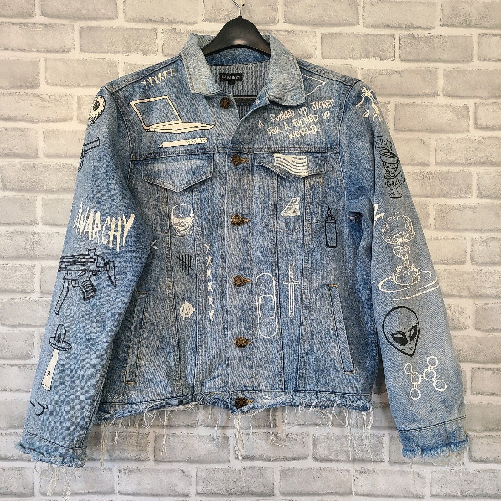 ジャケット・アウター SOERTE / Distressed cut-off denim jacket Distressed cut-off denim jacket/ダメージデニムカットオフ