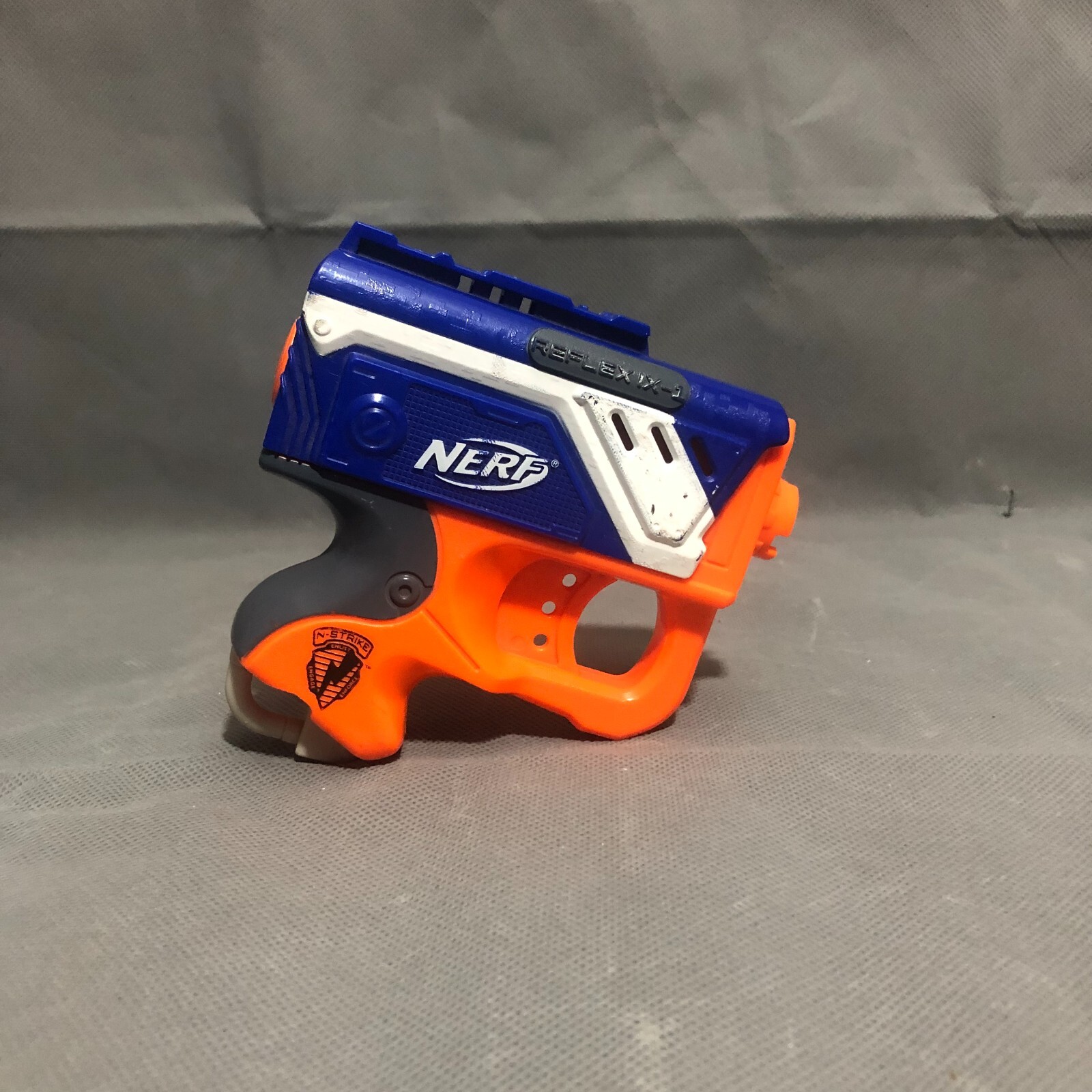 NERF N-Strike Elite エアソフトガン 青/オレンジ NERF N Strike Elite Firestrike Blue & Orange Plastic Toy