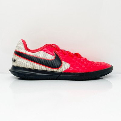 

Nike Boys Tiempo Legend 8 Club AT5882-606 Красные футбольные бутсы Размер 1Y, Красный, Tiempo Legend 8 Club