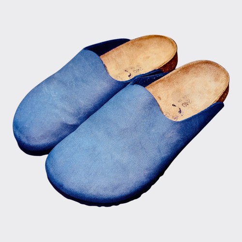 値下げ！美品BIRKENSTOCK 37 24cm Amazon.com | Birkenstock Women's Gizeh Oiled Leather Blue 37