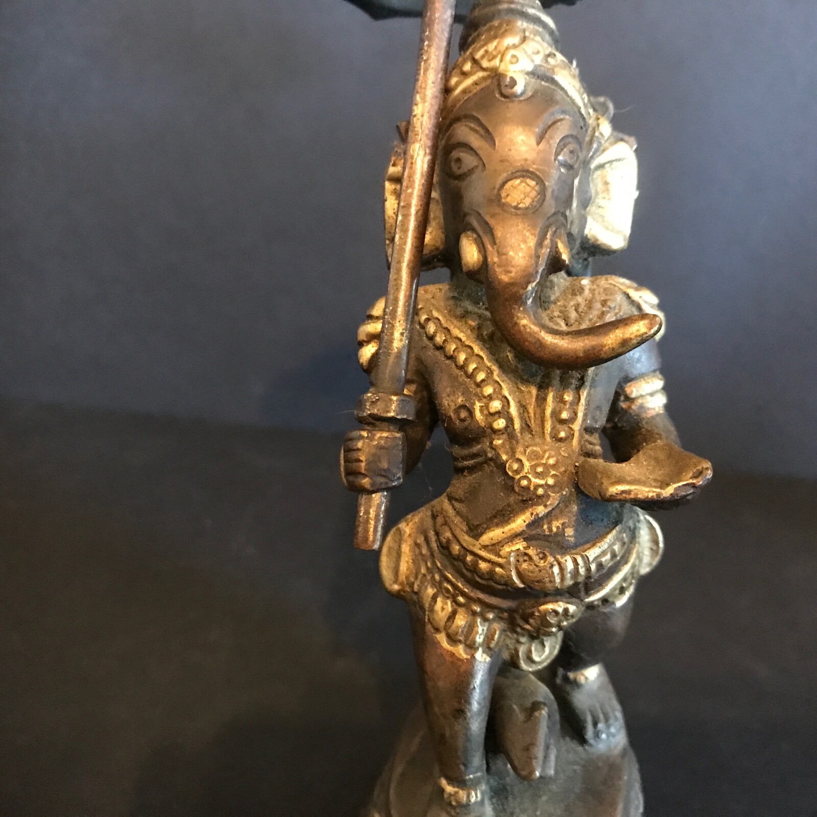Bronze Ganesha with umbrella Heavy Vintage Piece 7