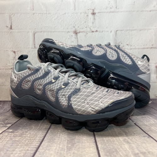 vapormax plus size 10