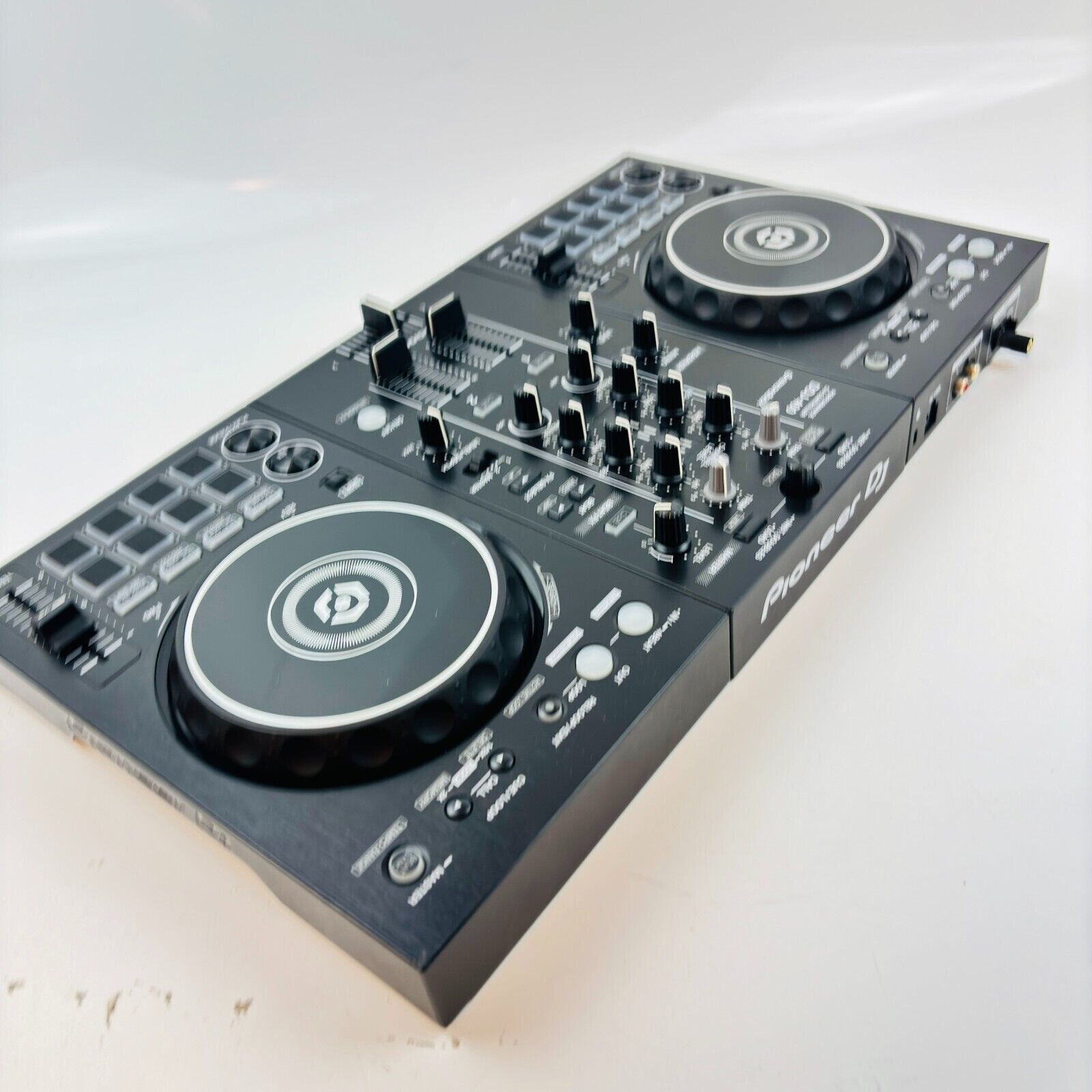 Pioneer DJ DDJ-400 Black DJ Controller 2-channel rekordbox Pioneer DJ DDJ-400 Black DJ Controller 2-channel rekordbox