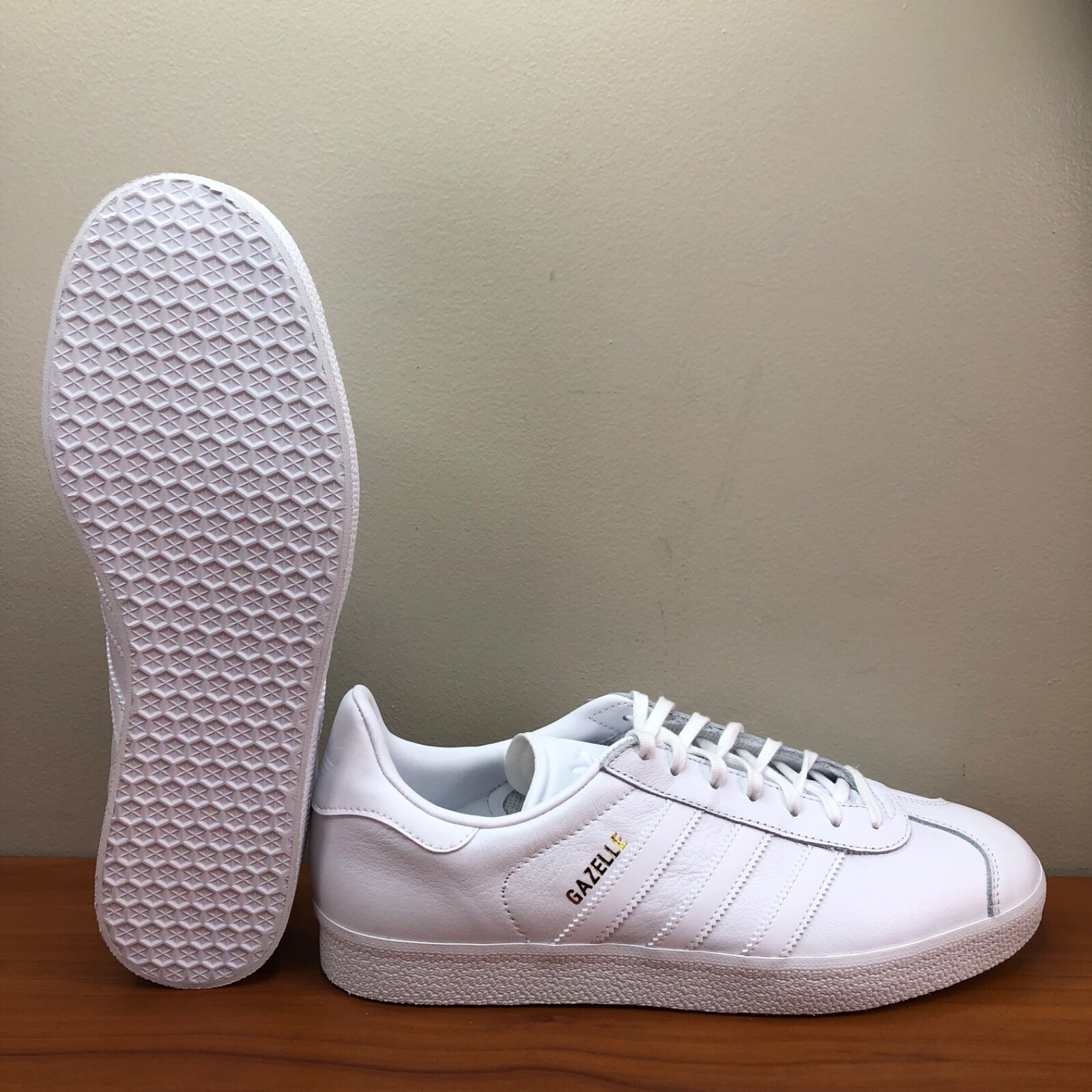 Adidas Originals Gazelle Casual Leather Sneakers 'White Gold