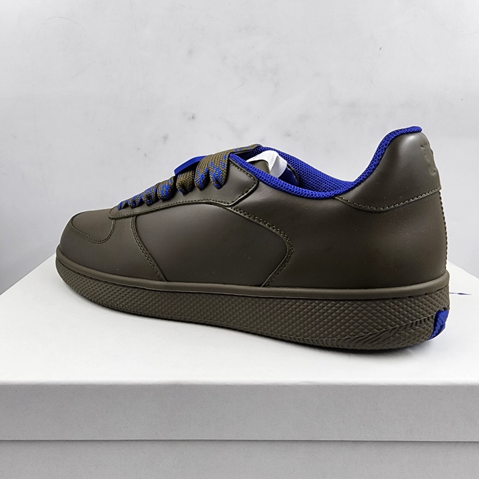 Burberry Terrace Leather Low-Top Sneakers Men's 41/8 US Loch Round Toe Lace Up - Picture 17 of 19