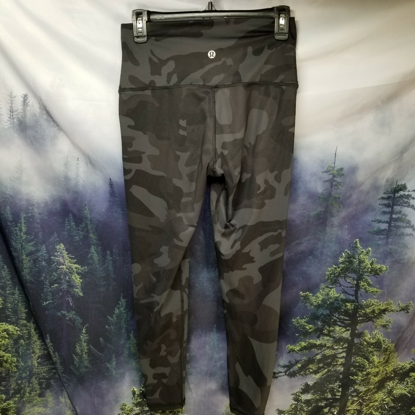 Lululemon Womens Size 6 Black 