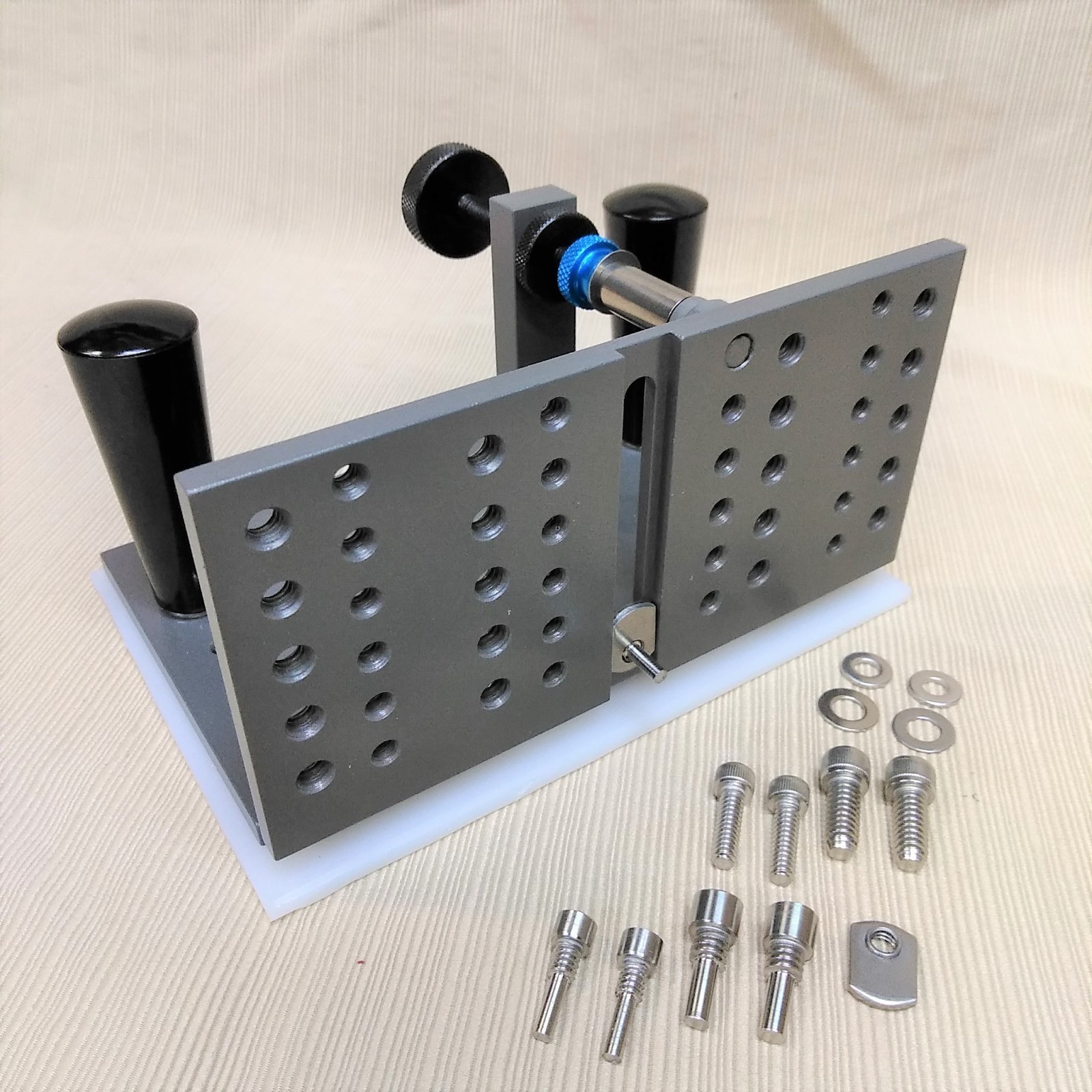 Base tool