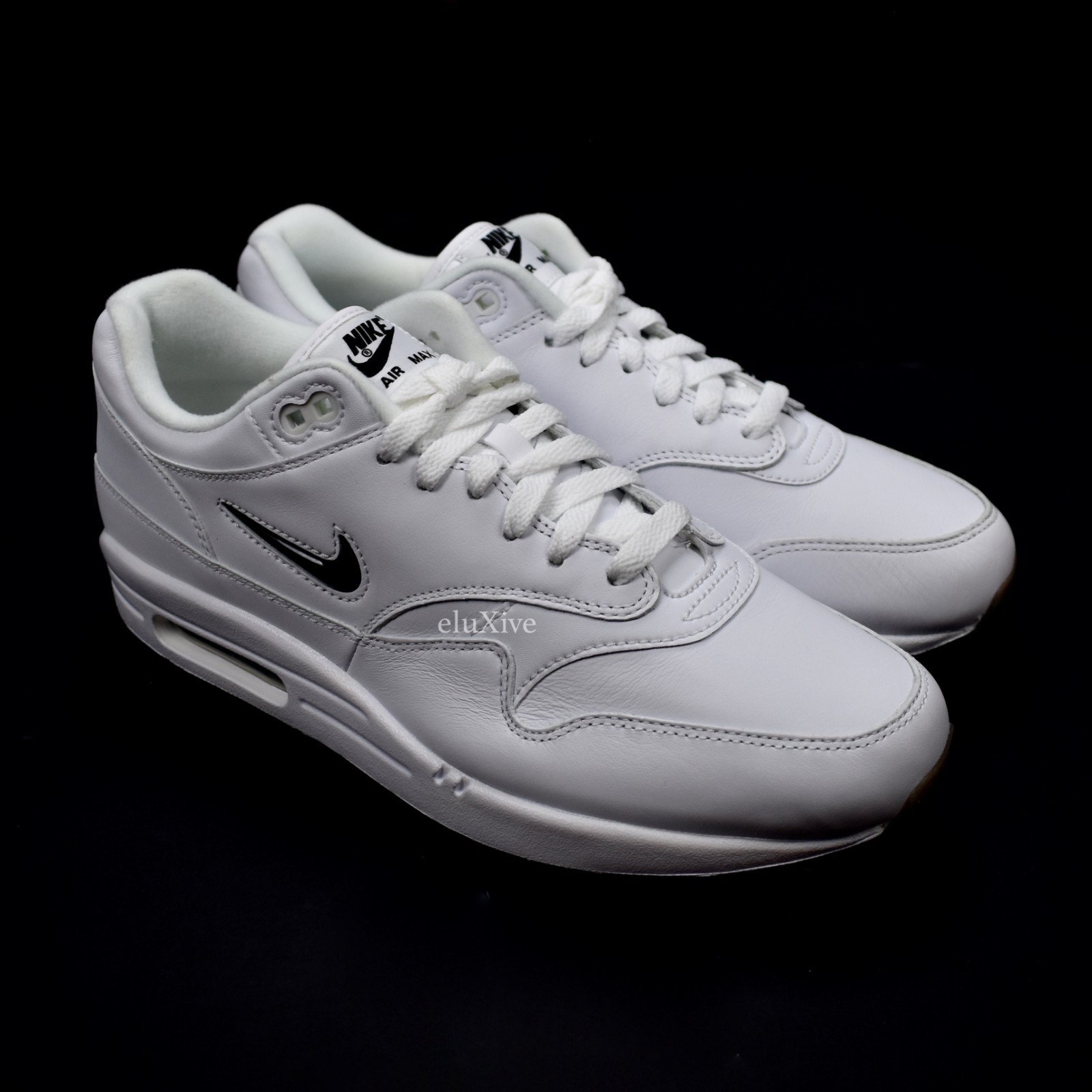 nike air max jewel swoosh