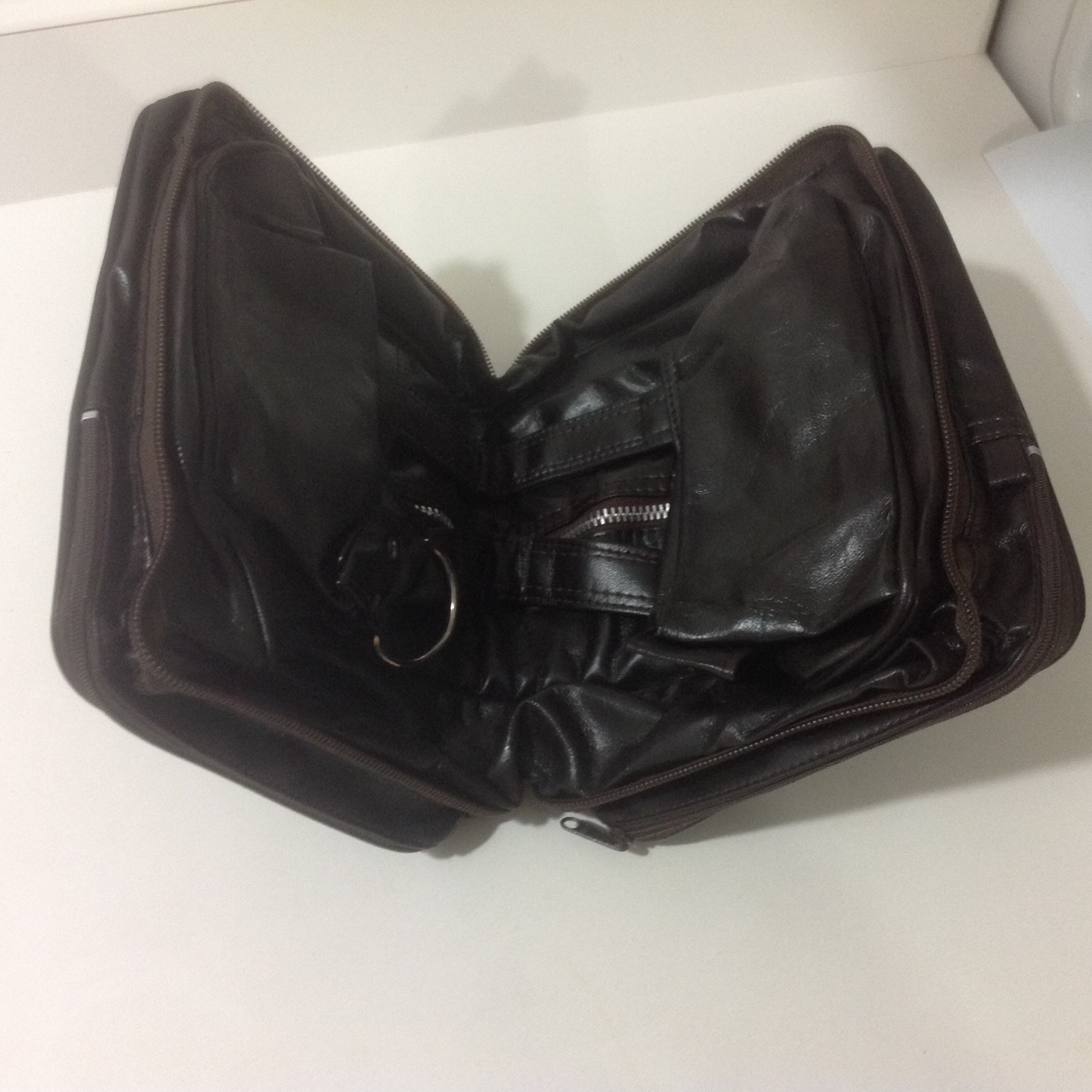 Abercrombie & Kent Brown Faux LeatherTravel A & K Expandable Bag NWOT