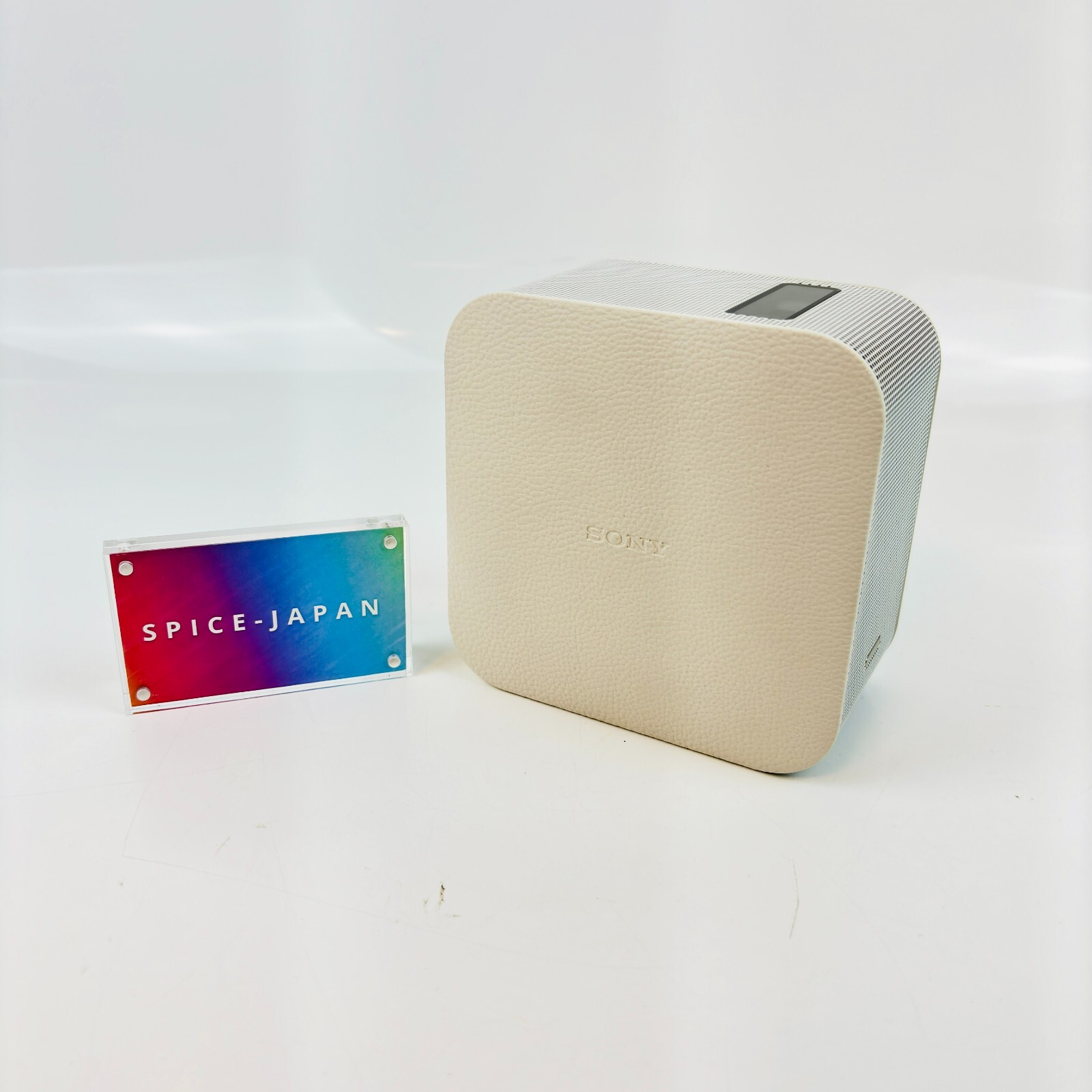 Sony lspx-p1