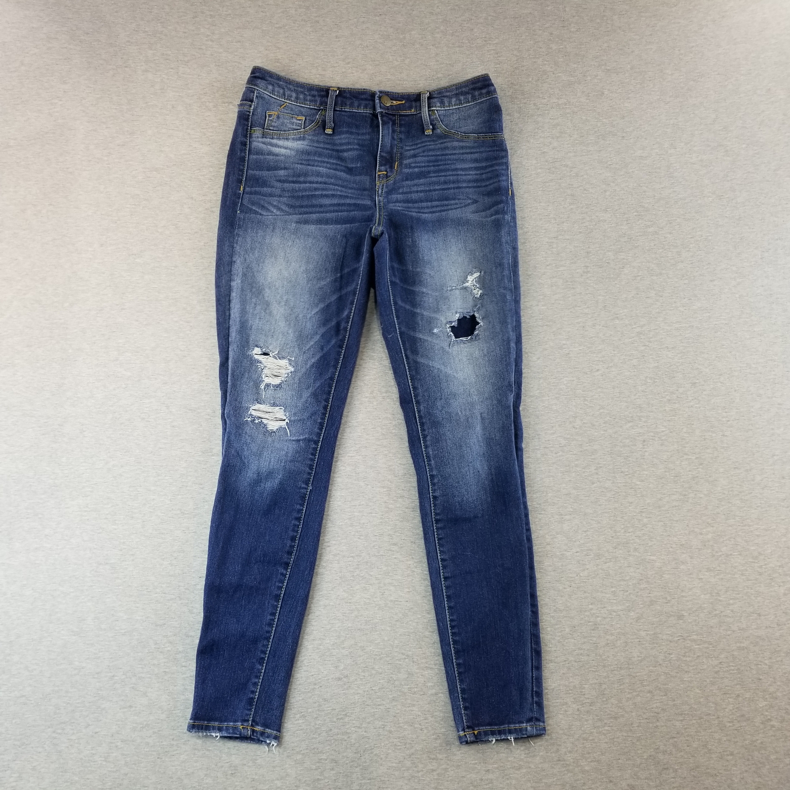 Mossimo Jeans Women's Sz 2/26 High Rise Jegging Med Wash Normcore Nice Quality