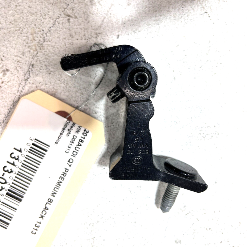 Used 2017 - 2023 Audi Q7 SQ7 Front Rigt Passenger Side Door Hinge Lower OEM
