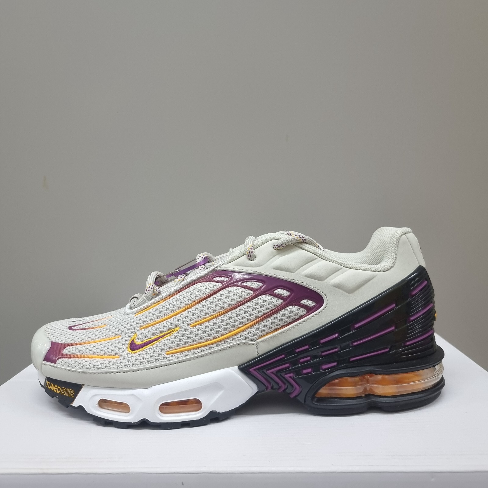 NIKE AIR MAX PLUS III TN TUNED \