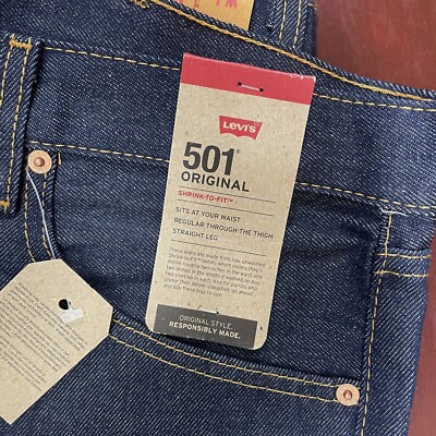 Levi's SHRINK TO FIT - 501 Men's Original Fit Dark Wash Brand New, With Tags