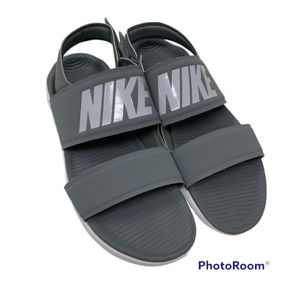 Nike tanjun hotsell sandals size 11