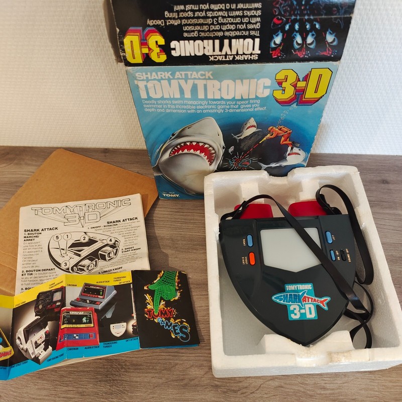 Tomy Tronic Shark