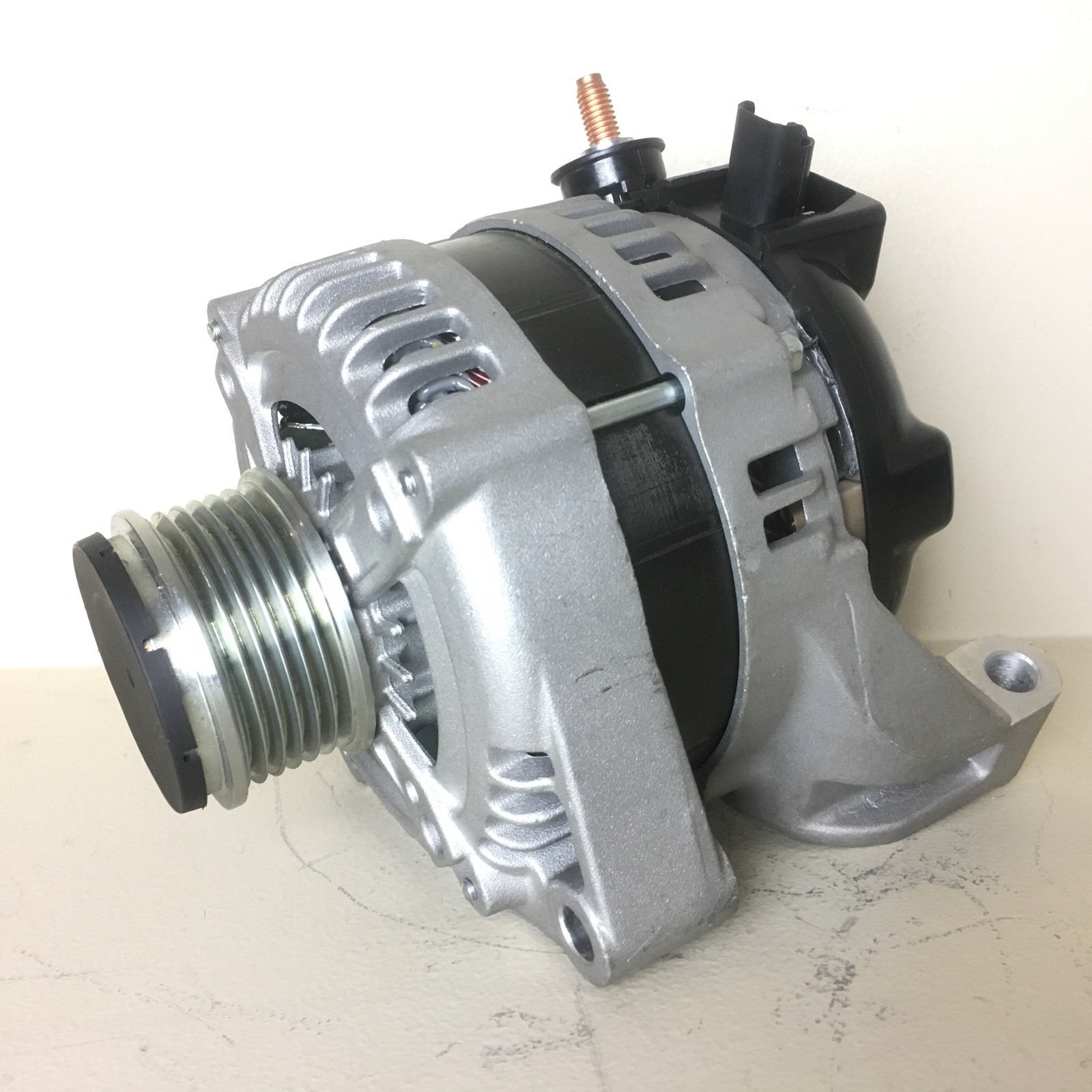 Alternator Fit Jeep Cherokee KJ 2.8L Diesel 2003,2004 (check part