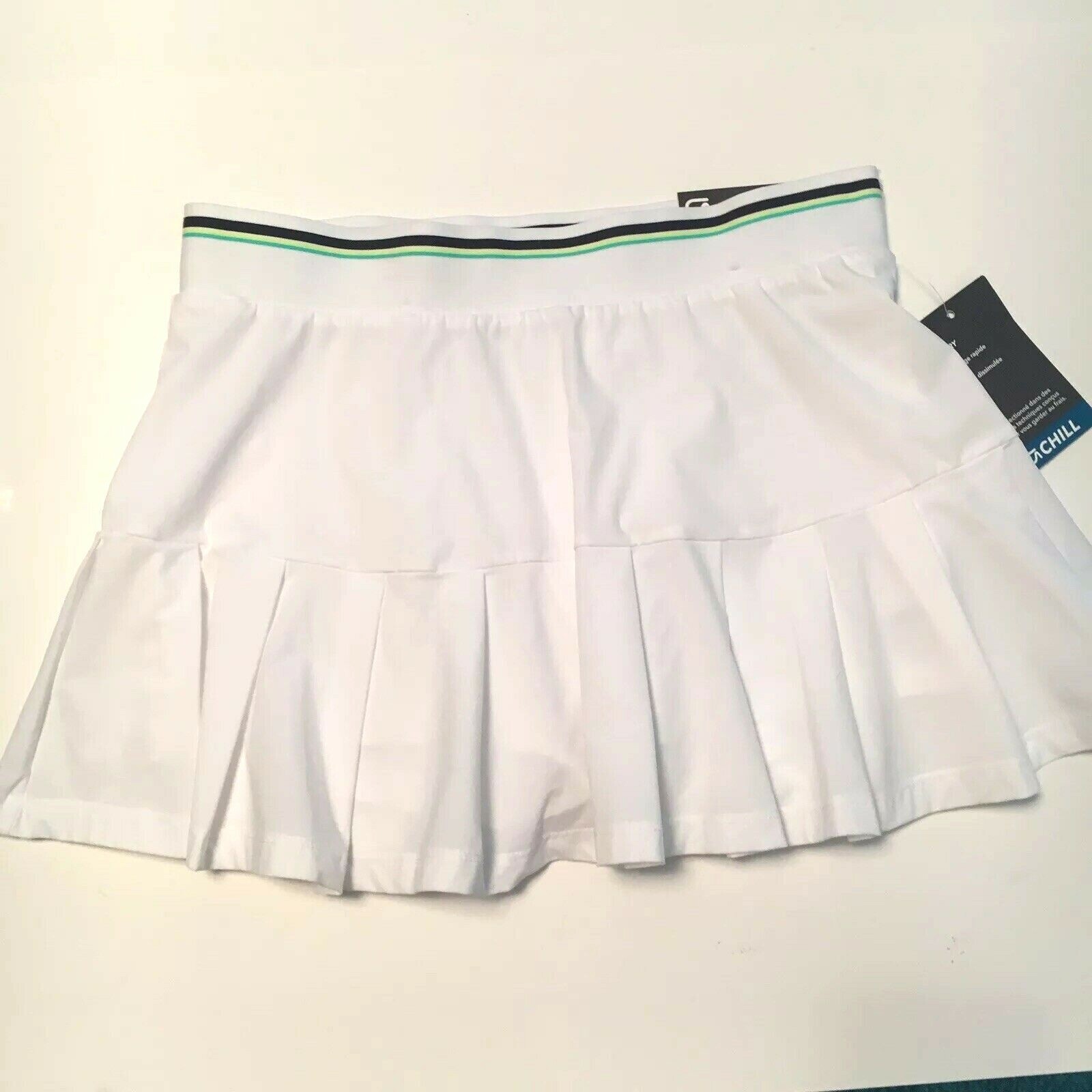 GapFit L Tennis Skirt in Sprint Tech White Pleated Size Medium