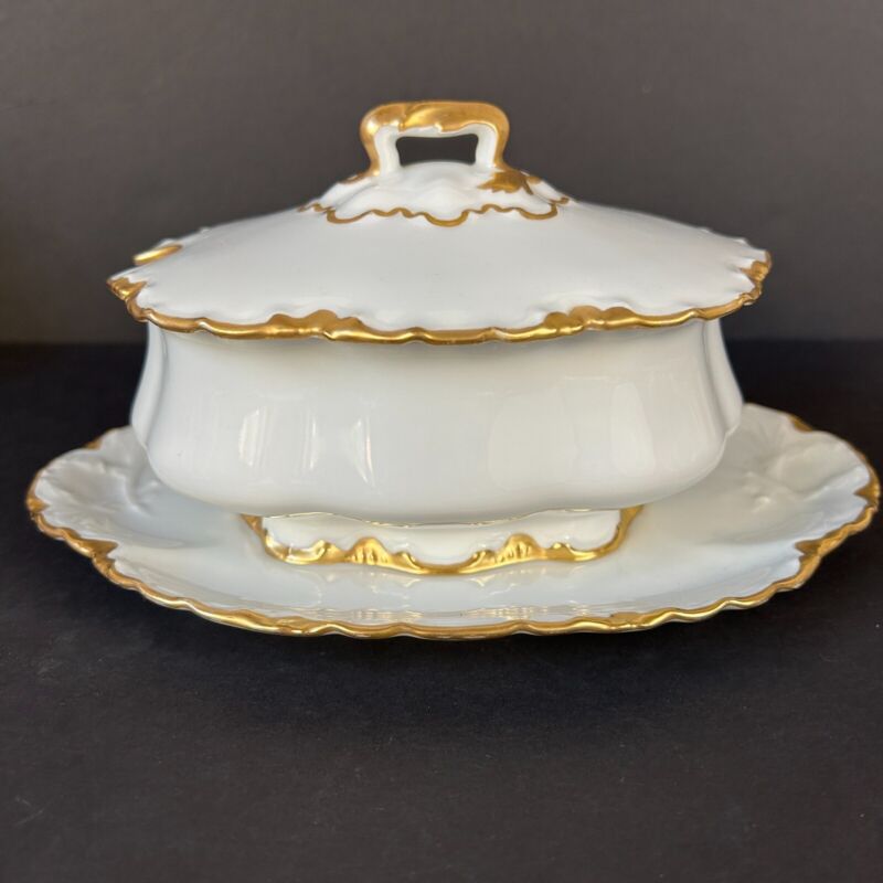 M & C L France Limoge China Gravy Boat Gold Trimmed Scallop Underplate Lidded