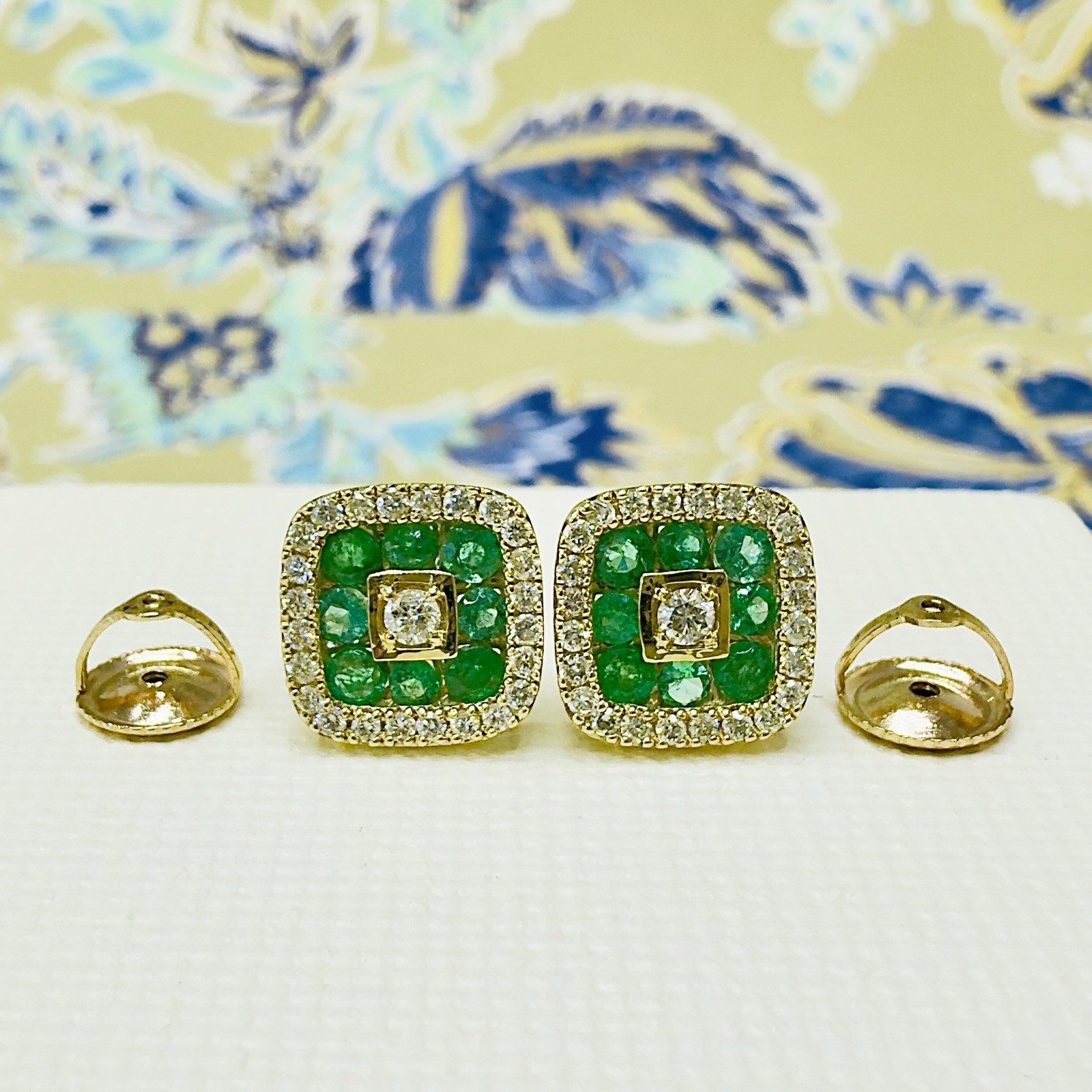 10K Yellow Gold Genuine Emerald & Diamond Stud Screw-Back Earrings, New - Picture 9 of 9