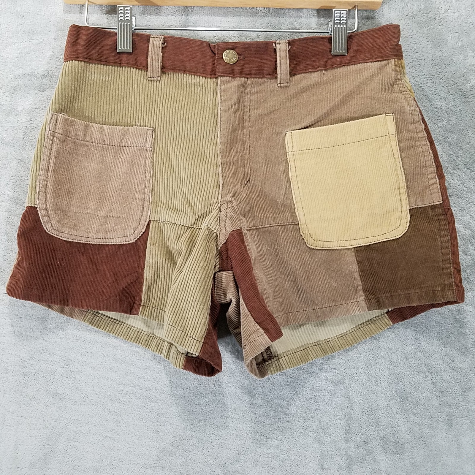 【AAKE】CORDUROY PATCH BERMUDA PT Spike and Elvis Shorts Womens 7 Brown Corduroy Patchwork