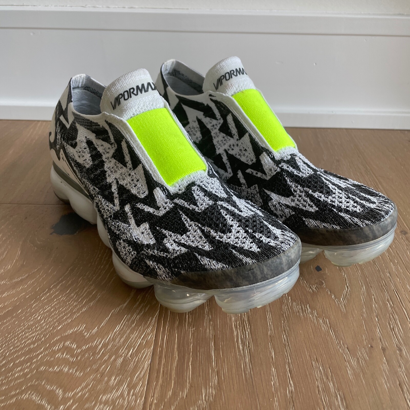 Nike Air VaporMax MOC 2 x Acronym Mens 5.5 Light Bone VNDS Nike Air VaporMax MOC 2 x Acronym Mens 5.5 Light Bone VNDS
