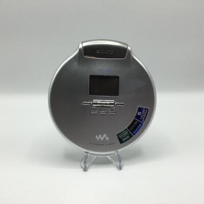 SONY ポータブルCDプレーヤー D-NE920 シルバー Sony Walkman - Portable Compact Disc MP3 Player - Silver (D
