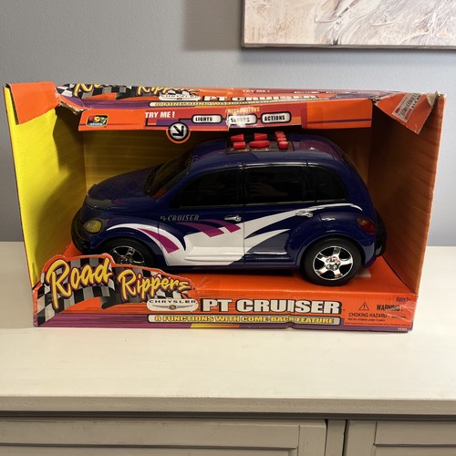 Toymax Mighty Mo's Remote Racers Chrysler PT Cruiser Diecast