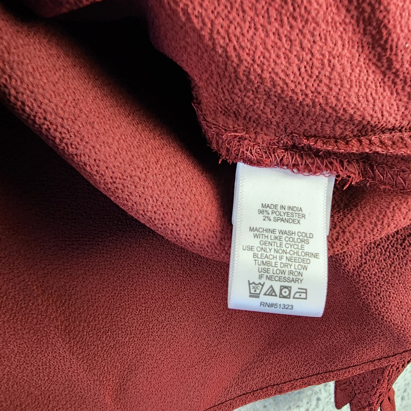 CeCe Solid Smocked-Cuff V-Neck Charmeuse Blouse Women's S Claret Red Long Sleeve - Picture 11 of 15