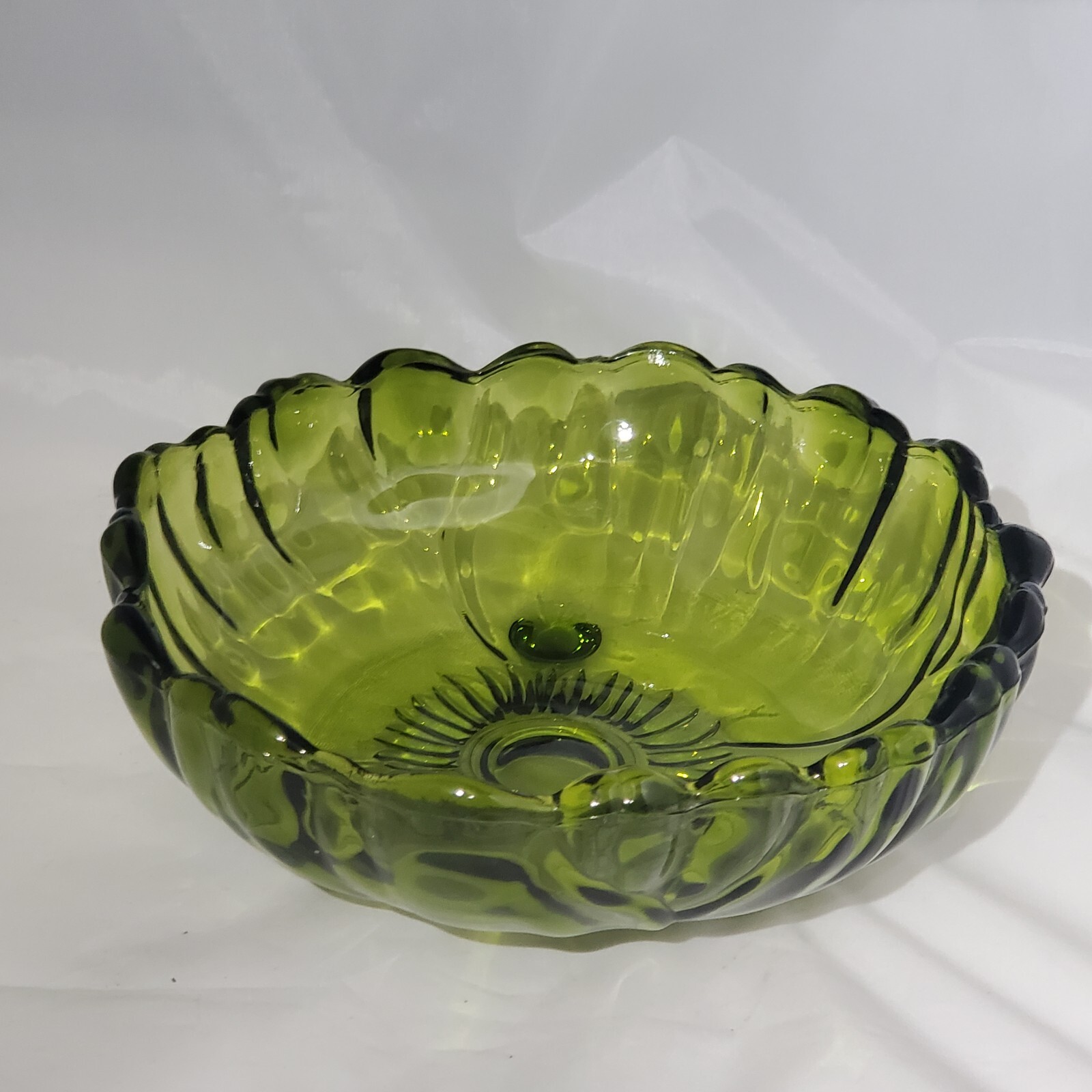 s新品SARGASSO GLASS BOWL | green VINTAGE s新品SARGASSO GLASS BOWL | green VINTAGE glass-bowl-in-green