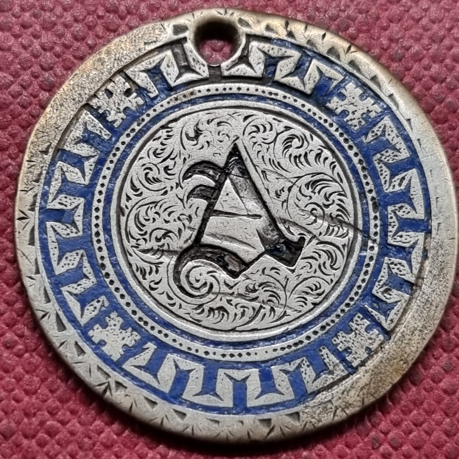 a♡ LOVE TOKEN 