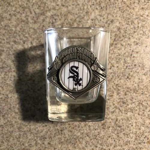 Chicago White Sox 2005 World Series Champions Shot Glass MLB Baseball Bar Cave