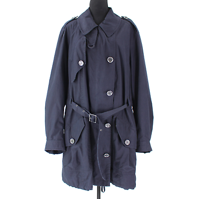 Navy top burberry trench