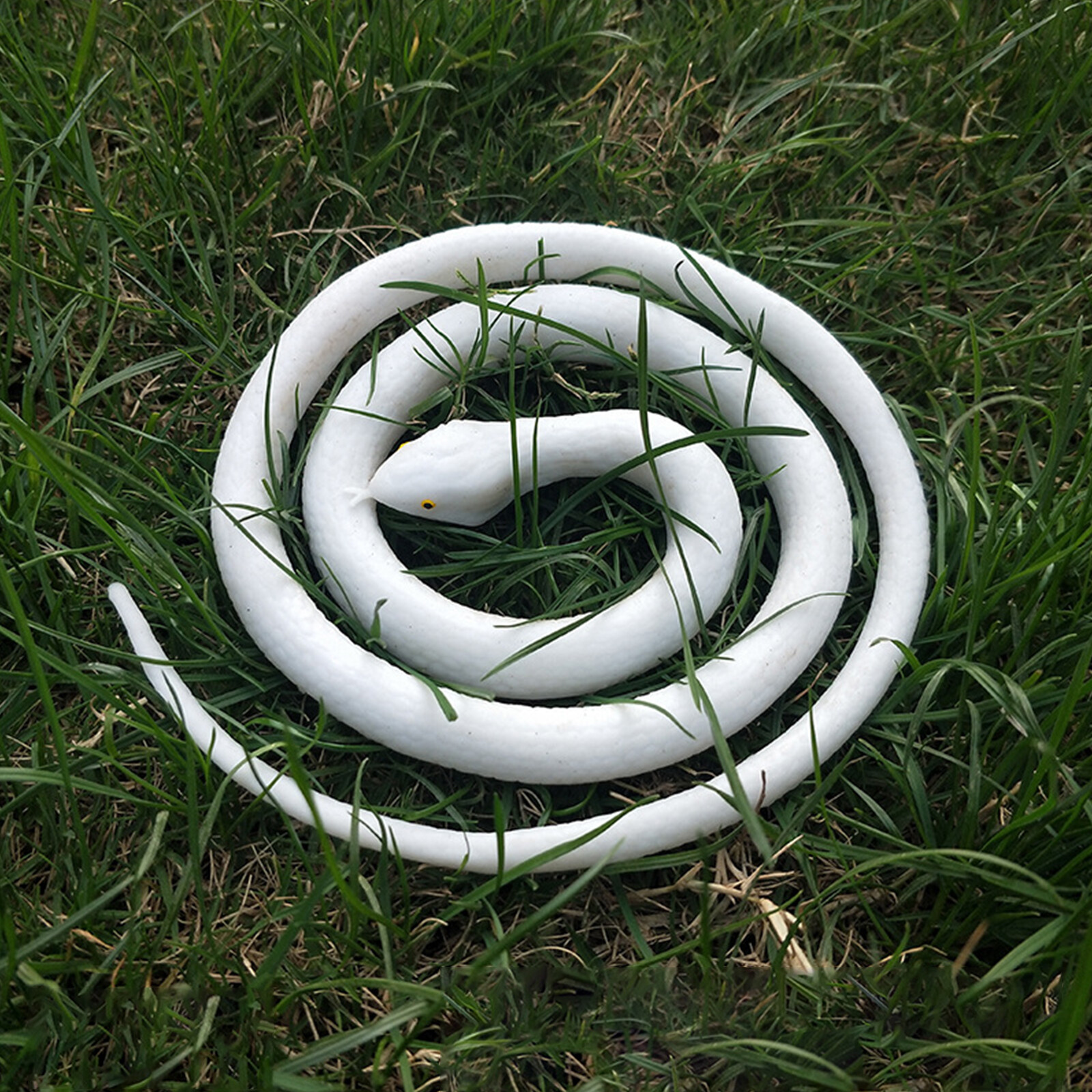 32"/48"/56" Fake Realistic Snake Lifelike Scary Rubber Toy Prank Party Joke Prop